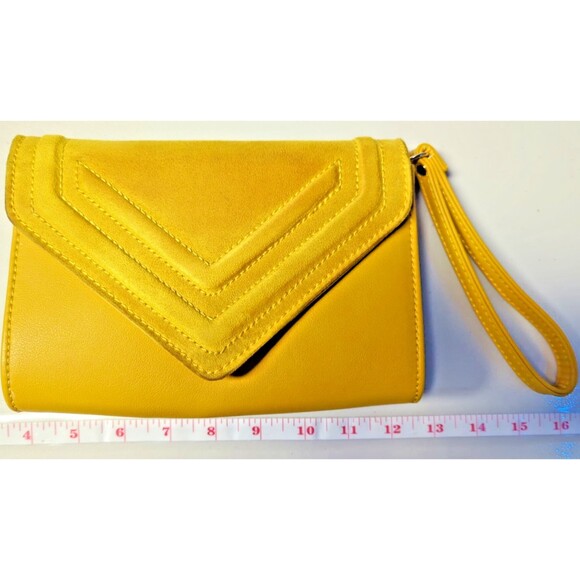 Aldo Clutch Handbag Mustard Yellow with Hand Strap, Magnetic Clip Close - Picture 6 of 16